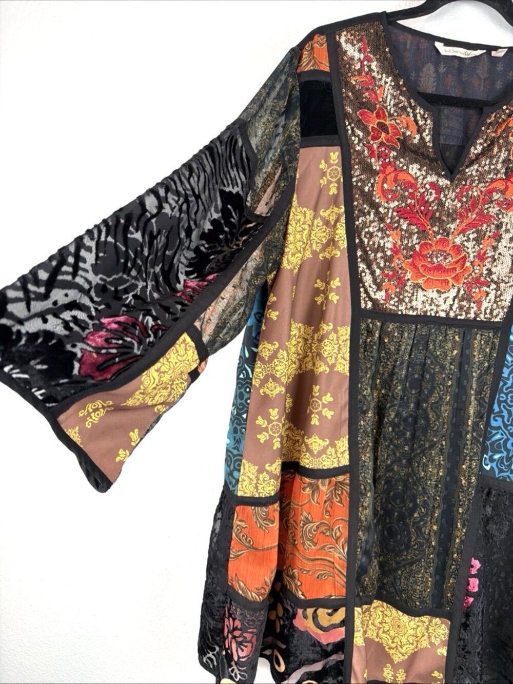Soft Surroundings Adassa Tunic Womens 1X Patchwork Velvet Sequin Boho Chic - Picture 3 of 10